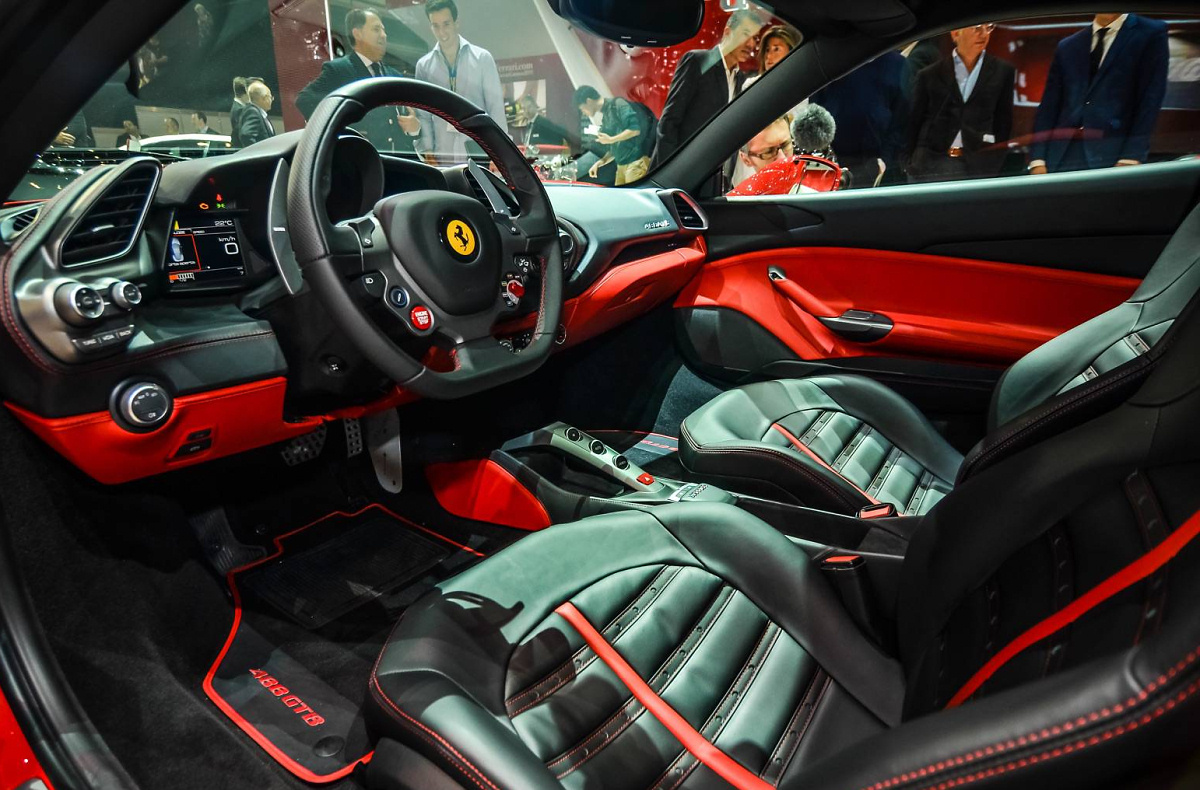 2016 Ferrari 488gtb Car676